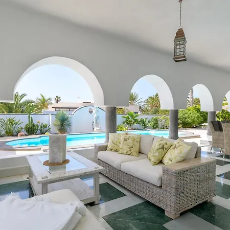 Oasis De Lujo - Luxury Boutique * Costa Teguise